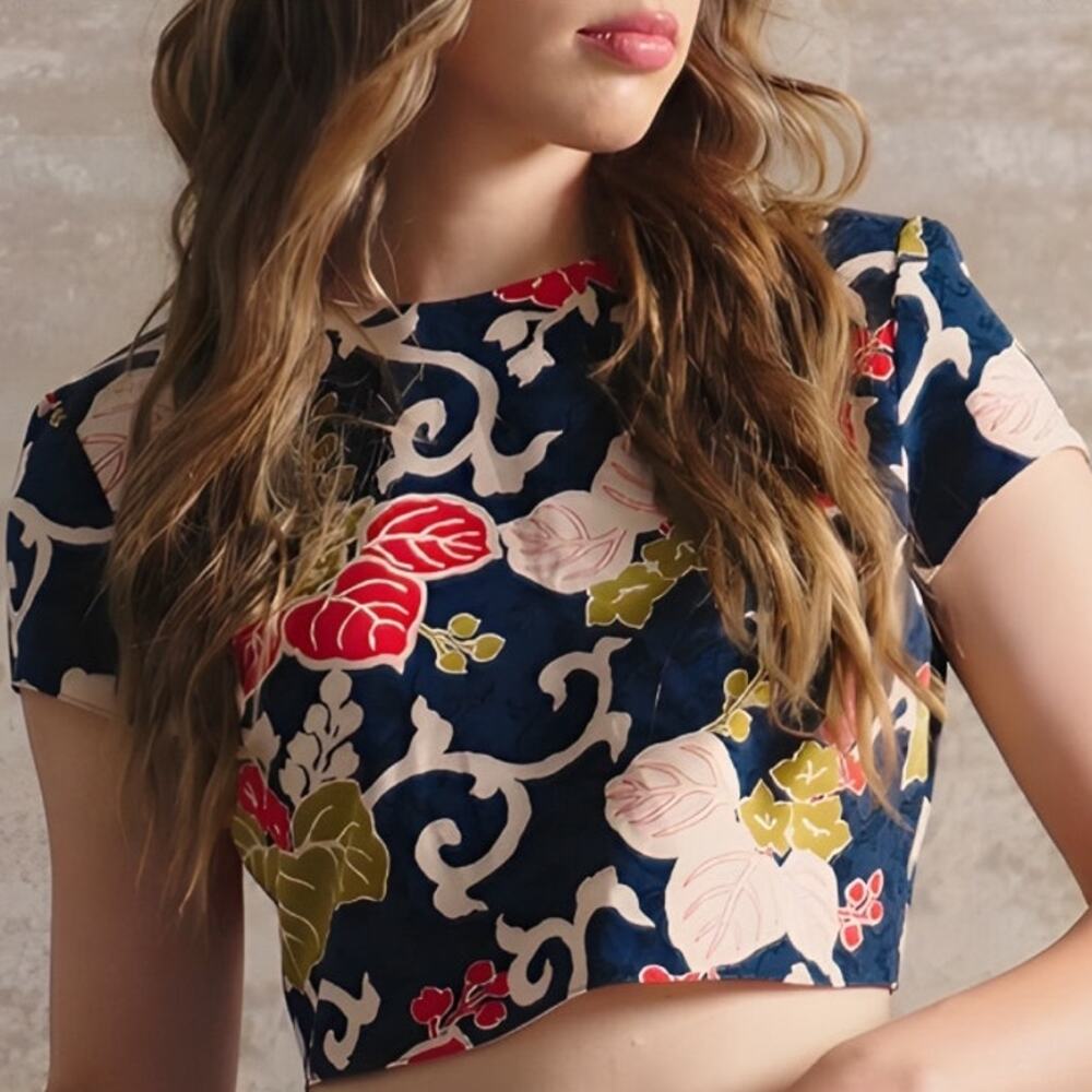Zara Basic Floral Print Crop Top Womens Medium Navy Scroll Exposed Zipper